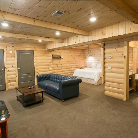 Hummingbird Haven Cabin By Amish Country Lodging Berlin Zewnętrze zdjęcie